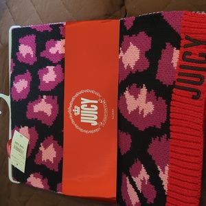 NWT juicy by Juicy Couture Animal Oblong Cold Weather Scarf And Hat Set